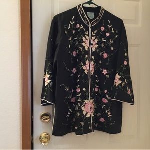 Caro of Honolulu Black Long Sleeve Embroidered top